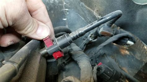 2013 ram 1500 fuel pressure sensor location