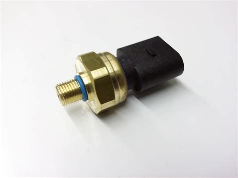 what is a fuel pressure sensor